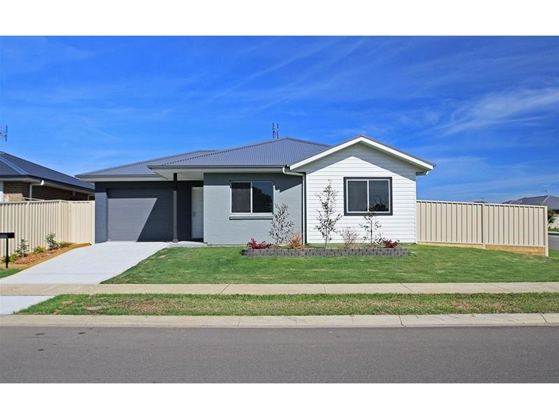 16 Peridot Street, Rutherford NSW 2320