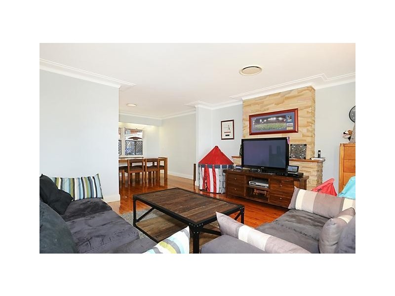 43 Robert Street, Tenambit NSW 2323