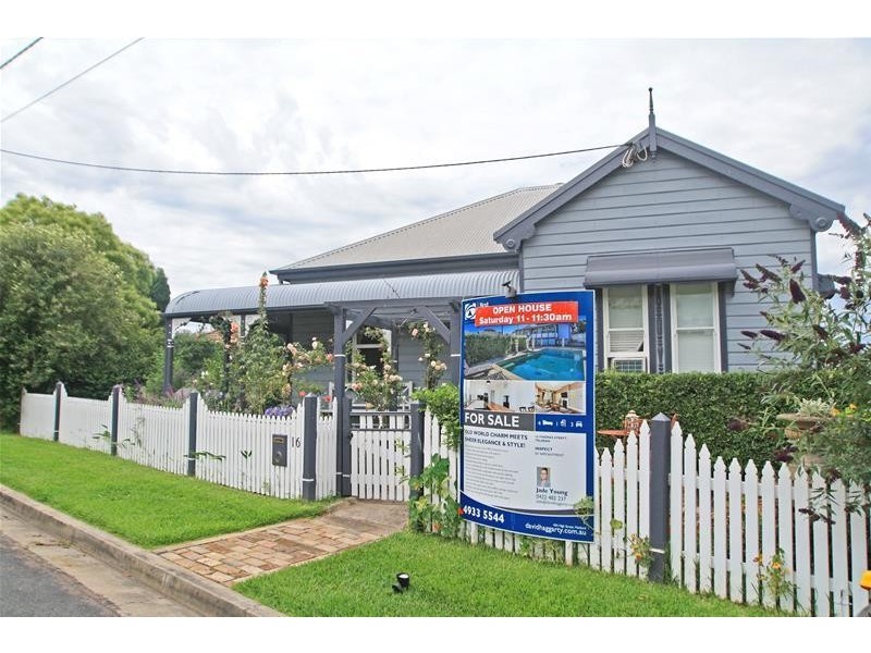 16 Thomas Street, Telarah NSW 2320