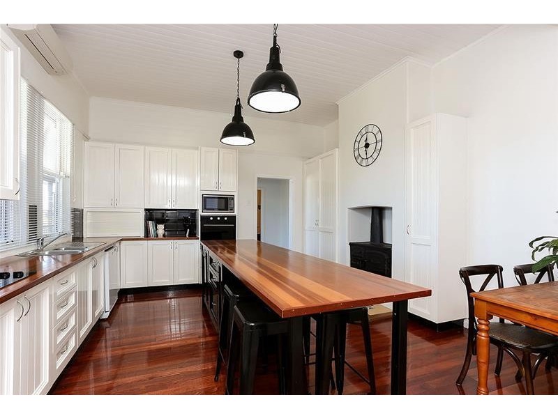 16 Thomas Street, Telarah NSW 2320