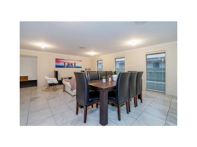 25 Hinchinbrook Close, Ashtonfield NSW 2323