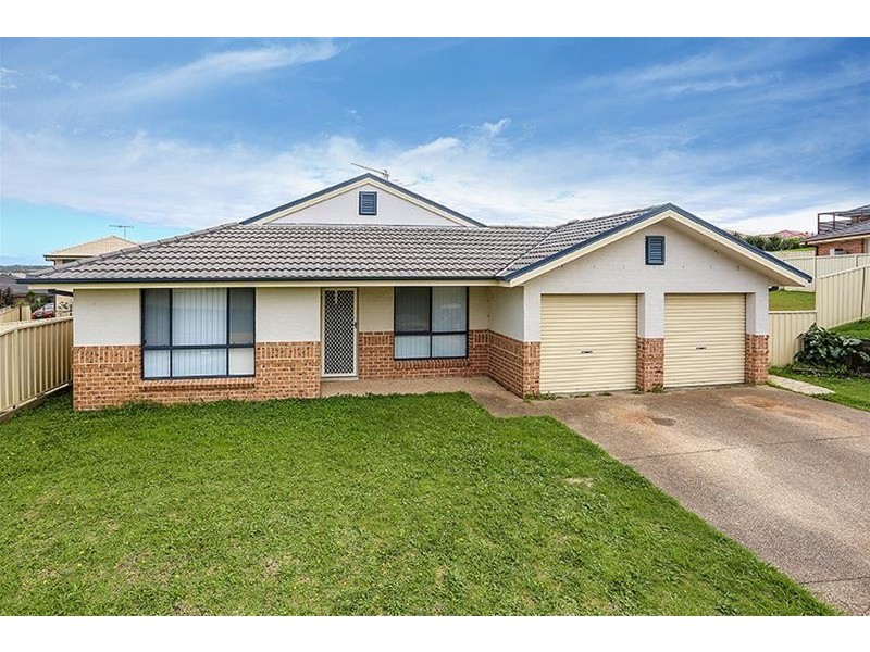 7 Joseph Close, Rutherford NSW 2320