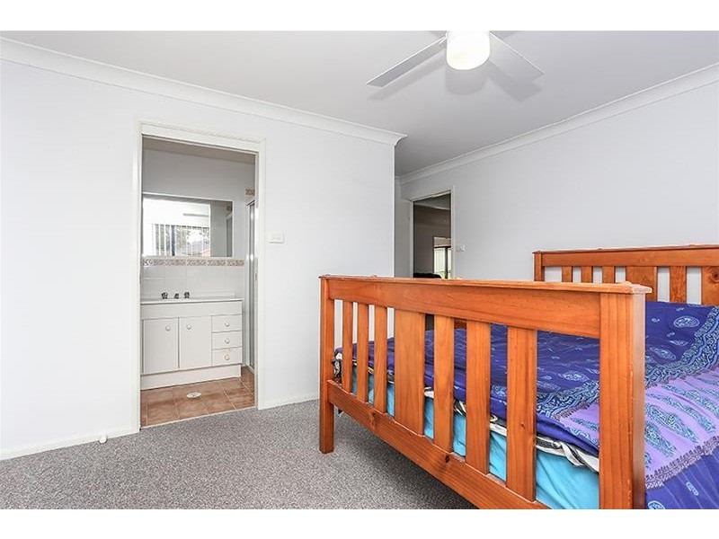 7 Joseph Close, Rutherford NSW 2320