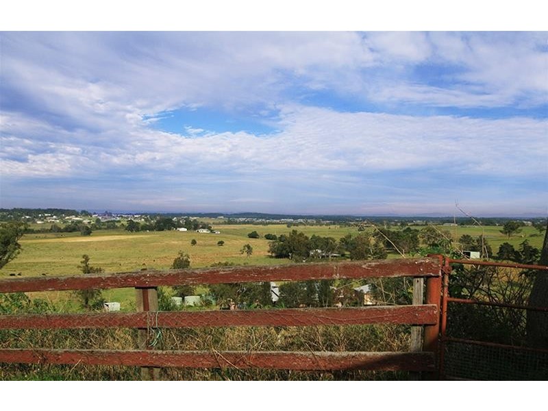 69 Dickensons Road, Melville NSW 2320