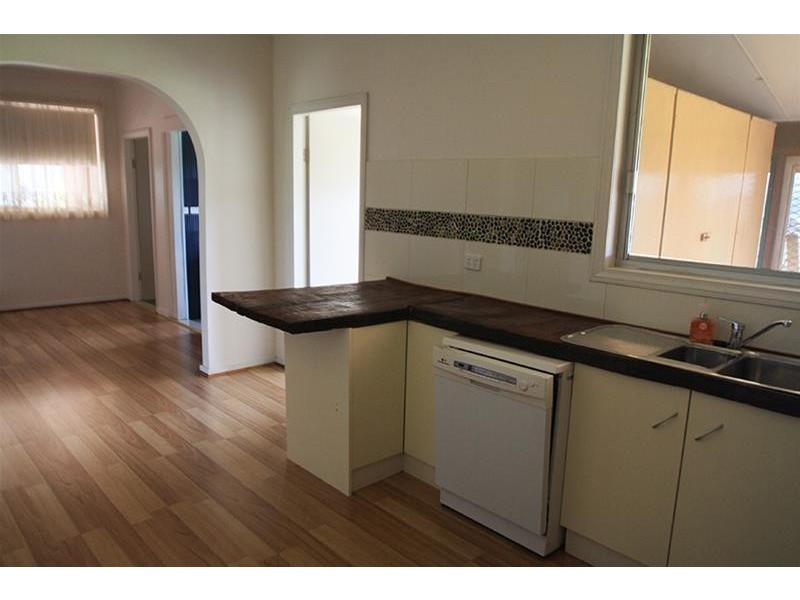 69 Dickensons Road, Melville NSW 2320