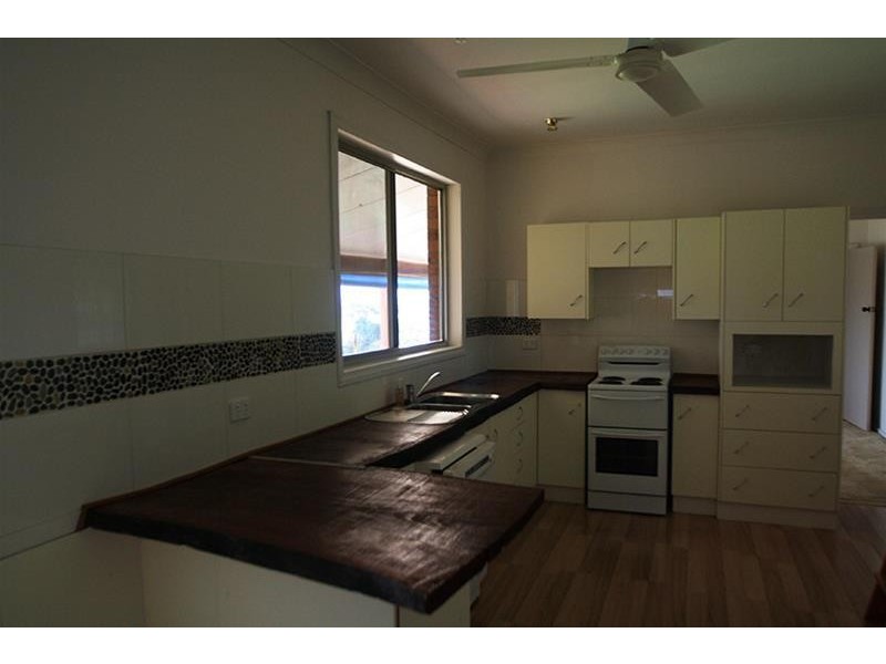 69 Dickensons Road, Melville NSW 2320