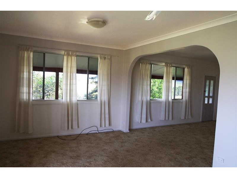 69 Dickensons Road, Melville NSW 2320