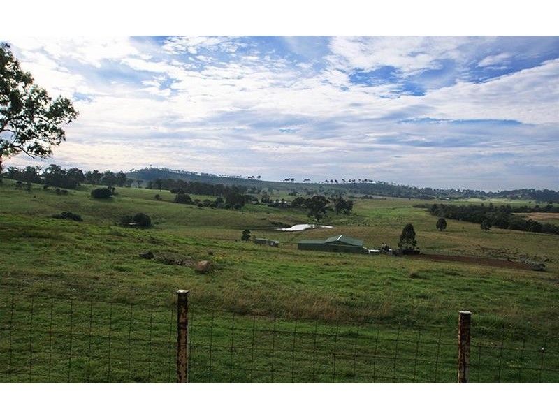 69 Dickensons Road, Melville NSW 2320