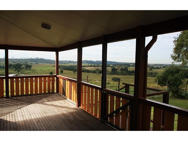 69 Dickensons Road, Melville NSW 2320