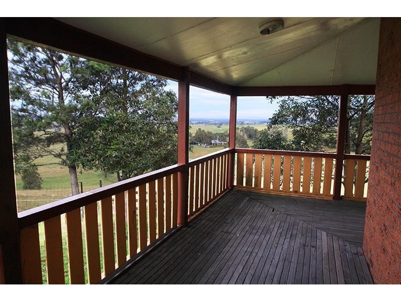 69 Dickensons Road, Melville NSW 2320