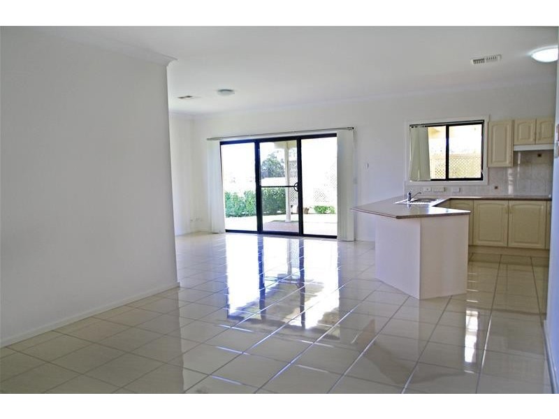 12 Caitlin Close, Bolwarra Heights NSW 2320