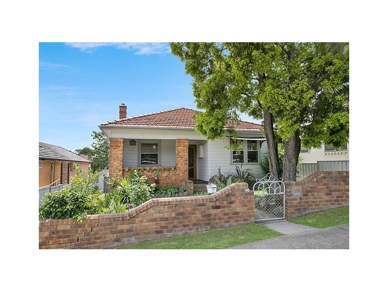 120 South Street, Telarah NSW 2320