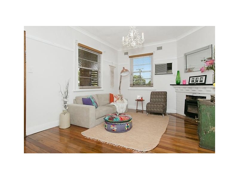 120 South Street, Telarah NSW 2320