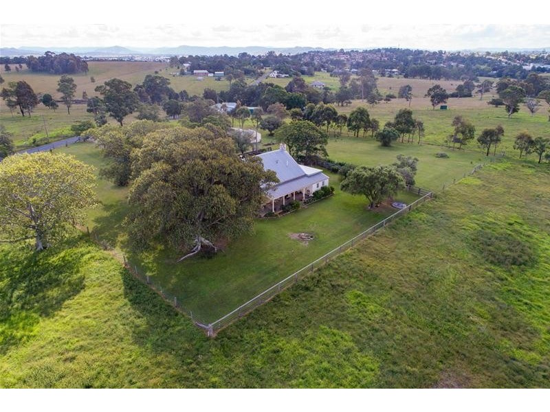 71 Owlpen Lane, Farley NSW 2320