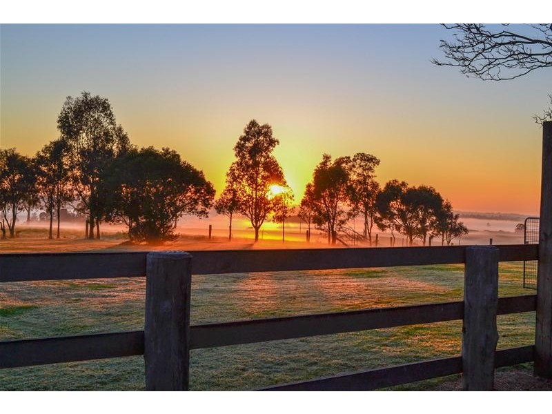 71 Owlpen Lane, Farley NSW 2320