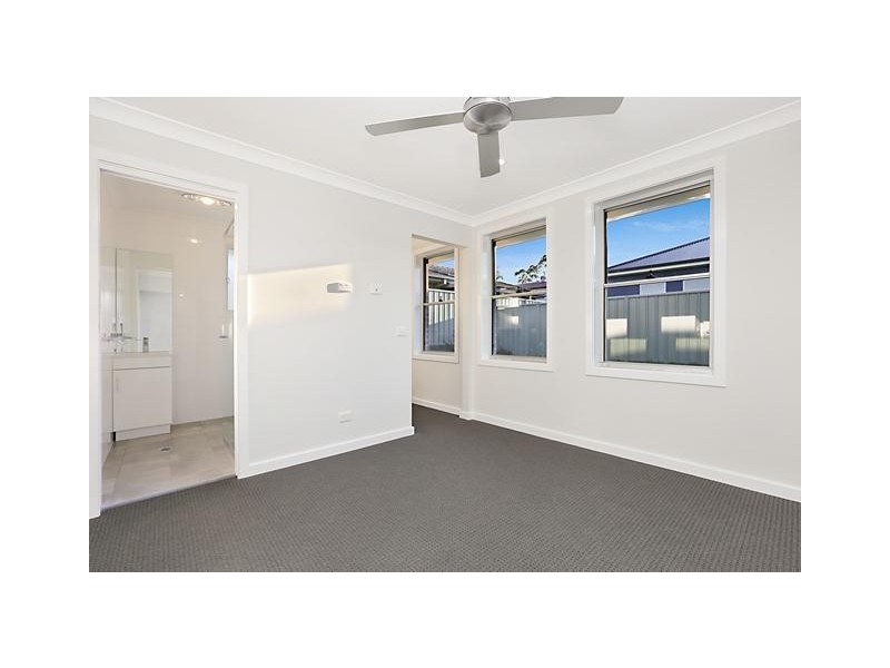 84 Gillies Street, Rutherford NSW 2320