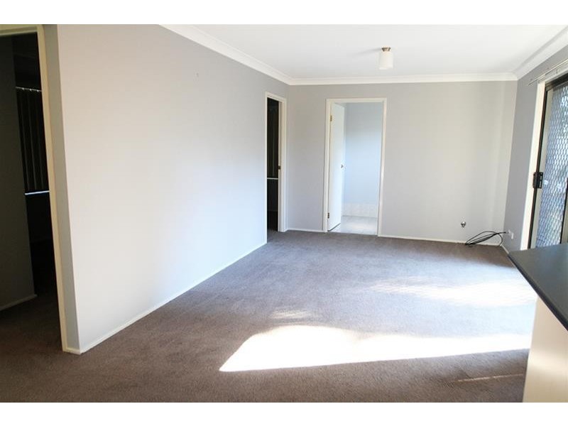 27 Bairds Close, Rutherford NSW 2320