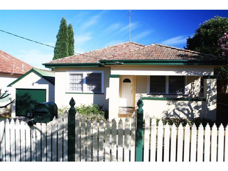 52 Regent Street, Maitland NSW 2320