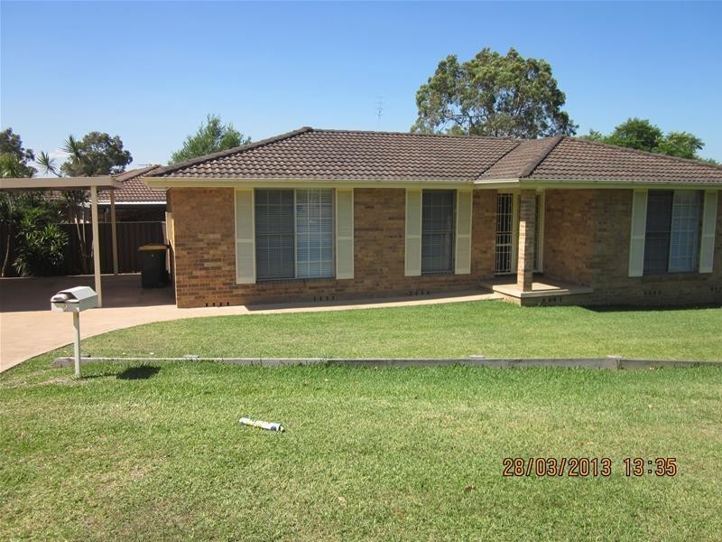 2 Gorton Close, Metford NSW 2323