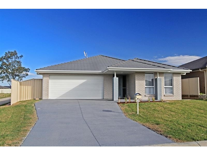 43  Sapphire Drive, Aberglasslyn NSW 2320