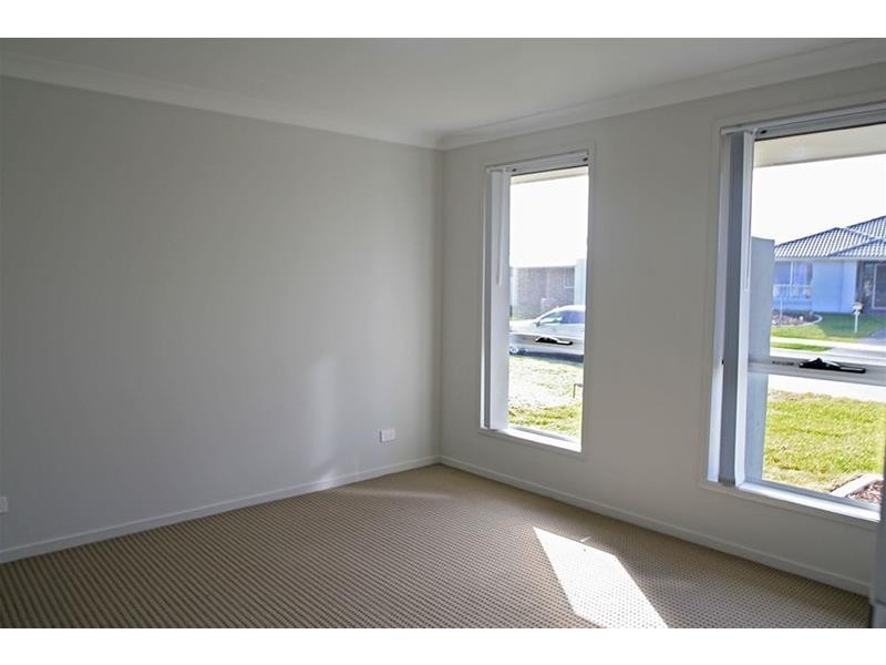 43  Sapphire Drive, Aberglasslyn NSW 2320