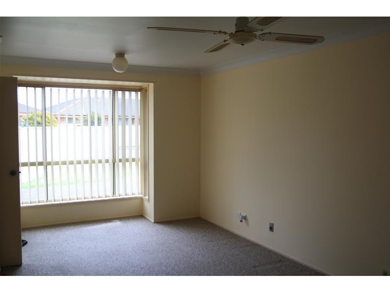 5/3 Justine Parade, Rutherford NSW 2320