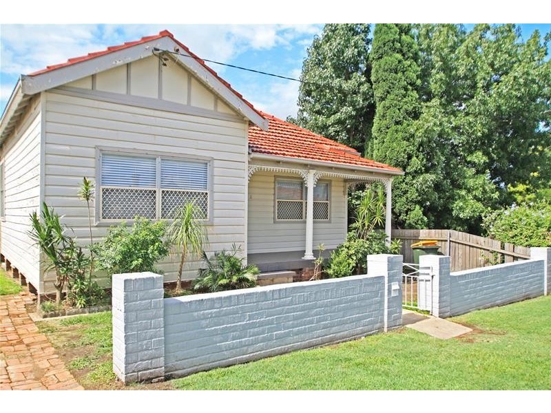 5 William Street, Telarah NSW 2320