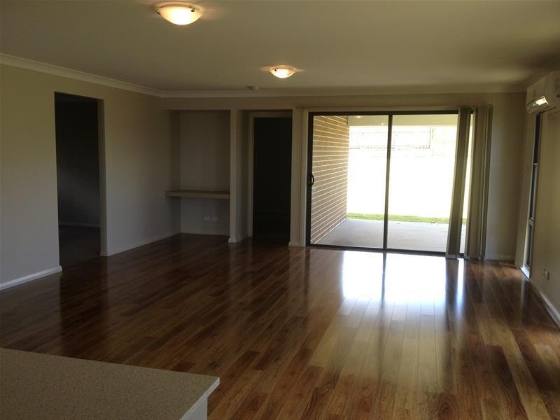 45 Redgum Circuit, Aberglasslyn NSW 2320