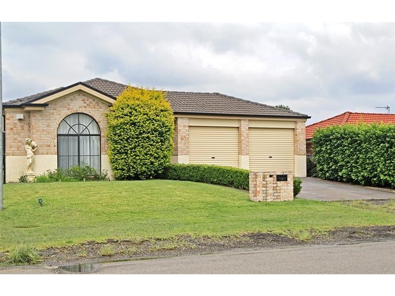 8 Filey Street, Greta NSW 2334