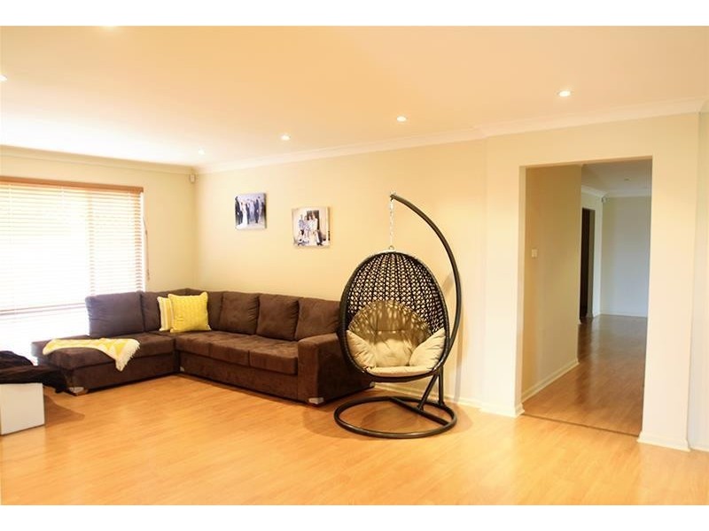 8 Filey Street, Greta NSW 2334