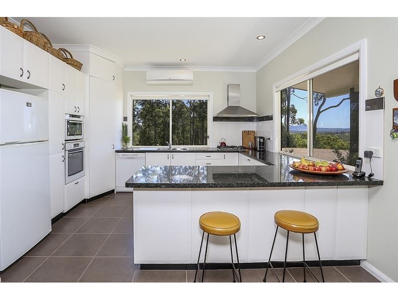 151  Keppies Lane, Paterson NSW 2421