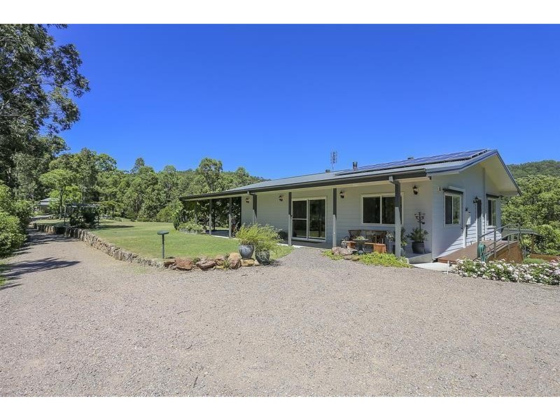 151  Keppies Lane, Paterson NSW 2421