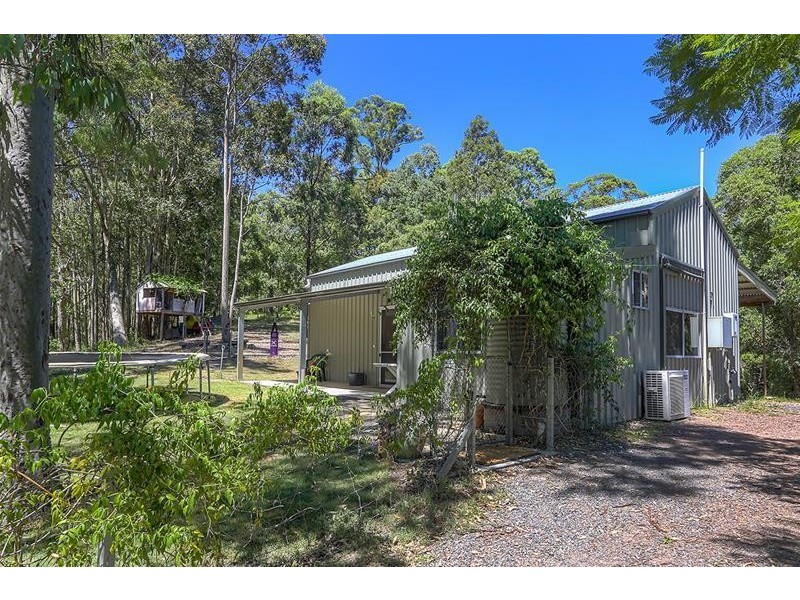 151  Keppies Lane, Paterson NSW 2421