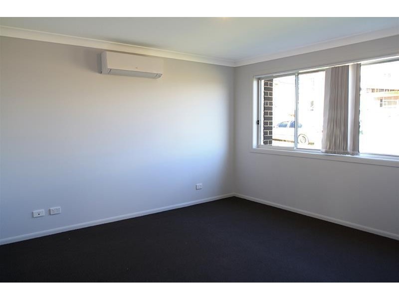 14 Vikki Avenue, Rutherford NSW 2320