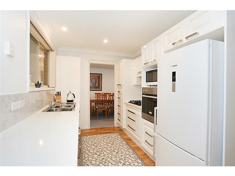 11 Cedar Wattle Close, Aberglasslyn NSW 2320