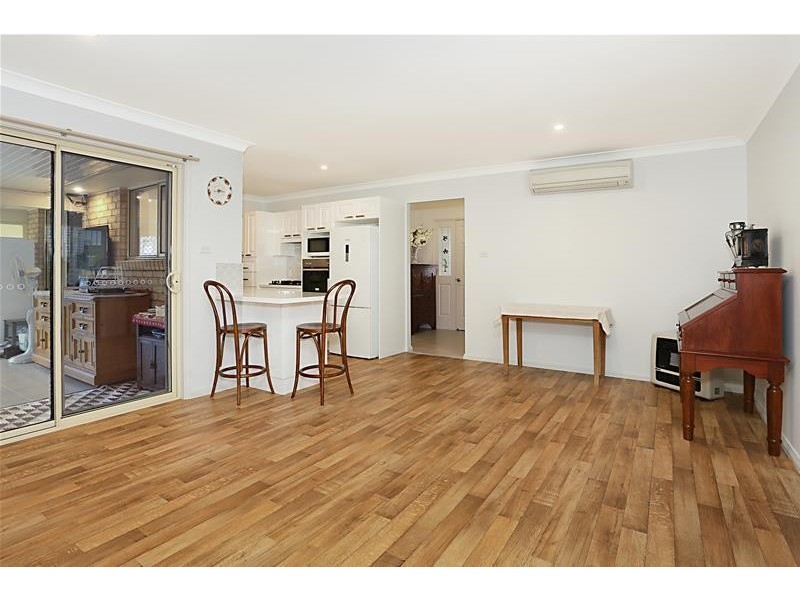 11 Cedar Wattle Close, Aberglasslyn NSW 2320