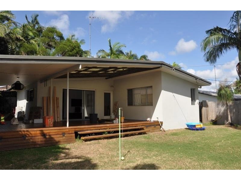 10  Mentone Avenue, Bundall QLD 4217