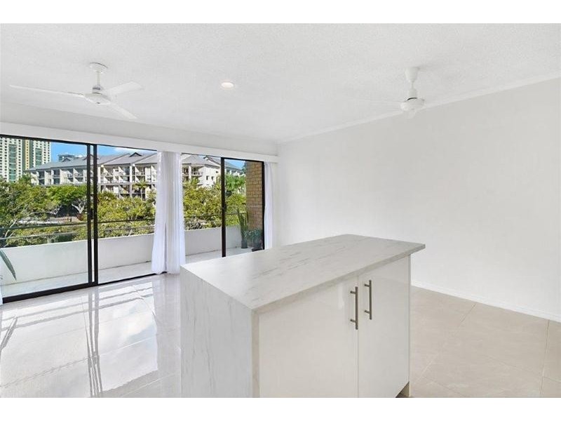 15/57 Peninsular Drive, Surfers Paradise QLD 4217