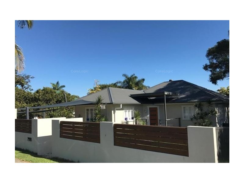 41 Deakin Avenue, Southport QLD 4215