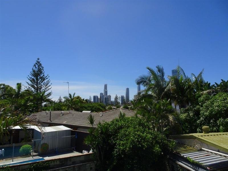 47 Salerno Street, Isle Of Capri QLD 4217