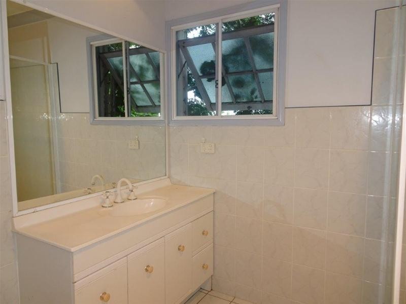 47 Salerno Street, Isle Of Capri QLD 4217