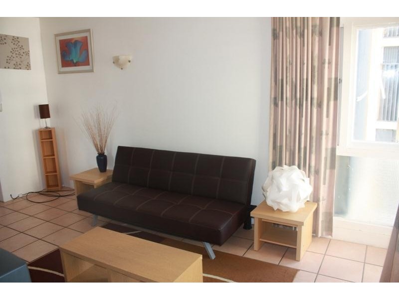 34 Hanlan Street (Kinkabool), Surfers Paradise QLD 4217