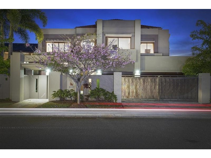 14 Seafarer Court, Paradise Waters QLD 4217