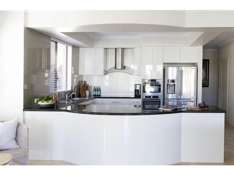 14 Seafarer Court, Paradise Waters QLD 4217