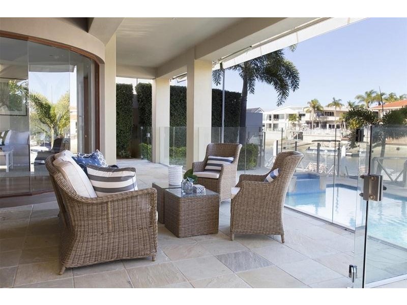 14 Seafarer Court, Paradise Waters QLD 4217