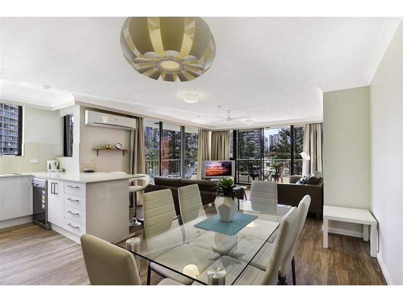 8/2943 Surfers Paradise Boulevard, Surfers Paradise QLD 4217