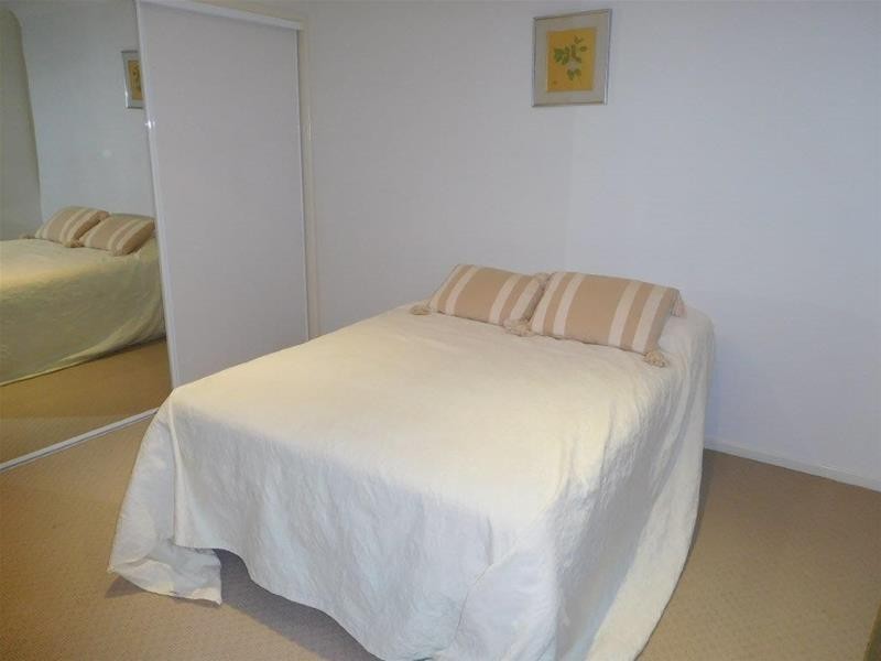 19 Stanhill Drive, Chevron Island QLD 4217