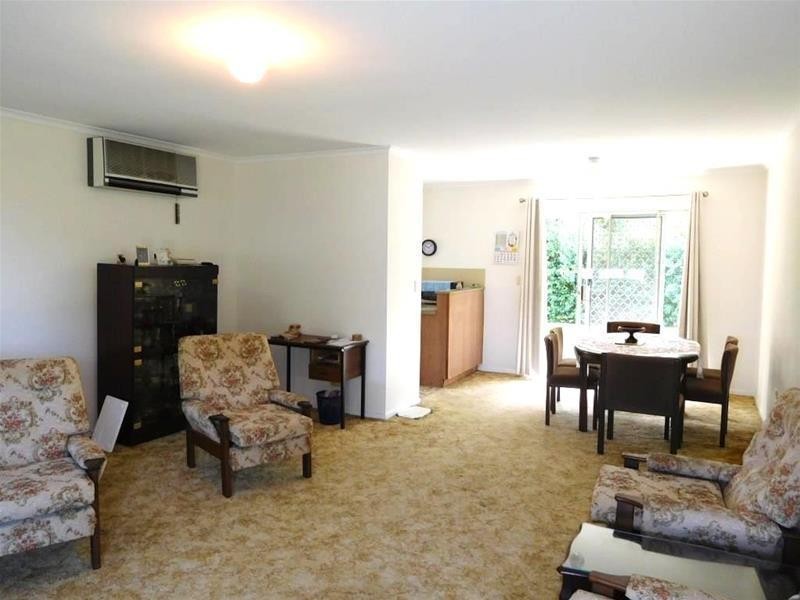 12 Wallace Street, Southport QLD 4215