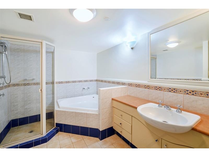 “Crown Towers”   5 Palm Avenue, Surfers Paradise QLD 4217