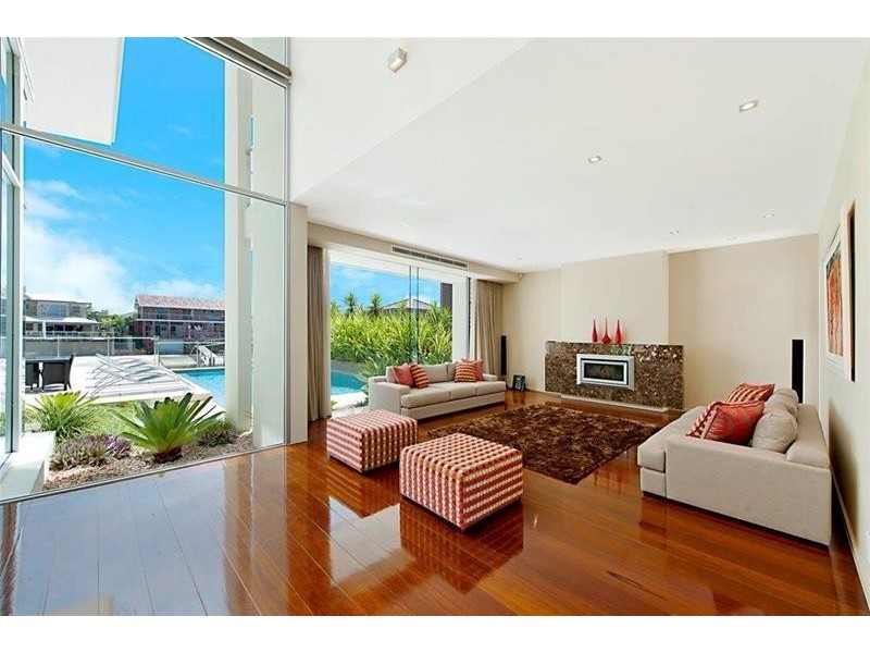 30 Buccaneer Court, Paradise Waters QLD 4217